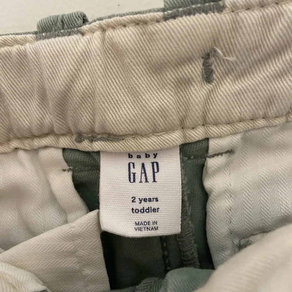 EUC | Baby GAP baby boy’s colored khaki pants — 2‎ years